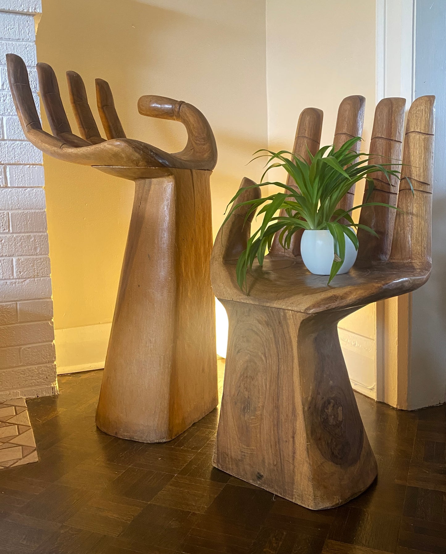 1980s Wooden Hand Sculpture Chair